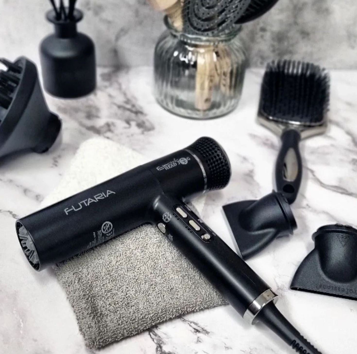 Head Jog Futaria Hair Dryer - Black Hair Dryer Head Jog